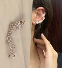 Load image into Gallery viewer, Round Ear Cuff
